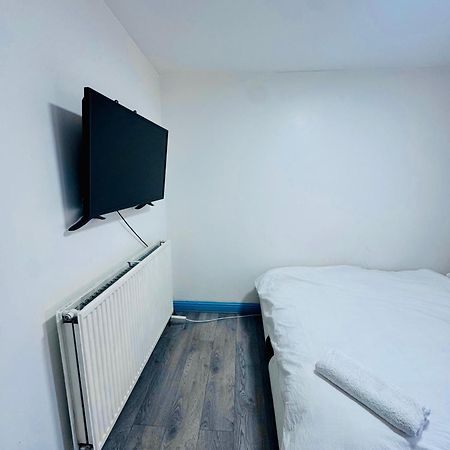 Unique Private Rooms Bolton Ngoại thất bức ảnh