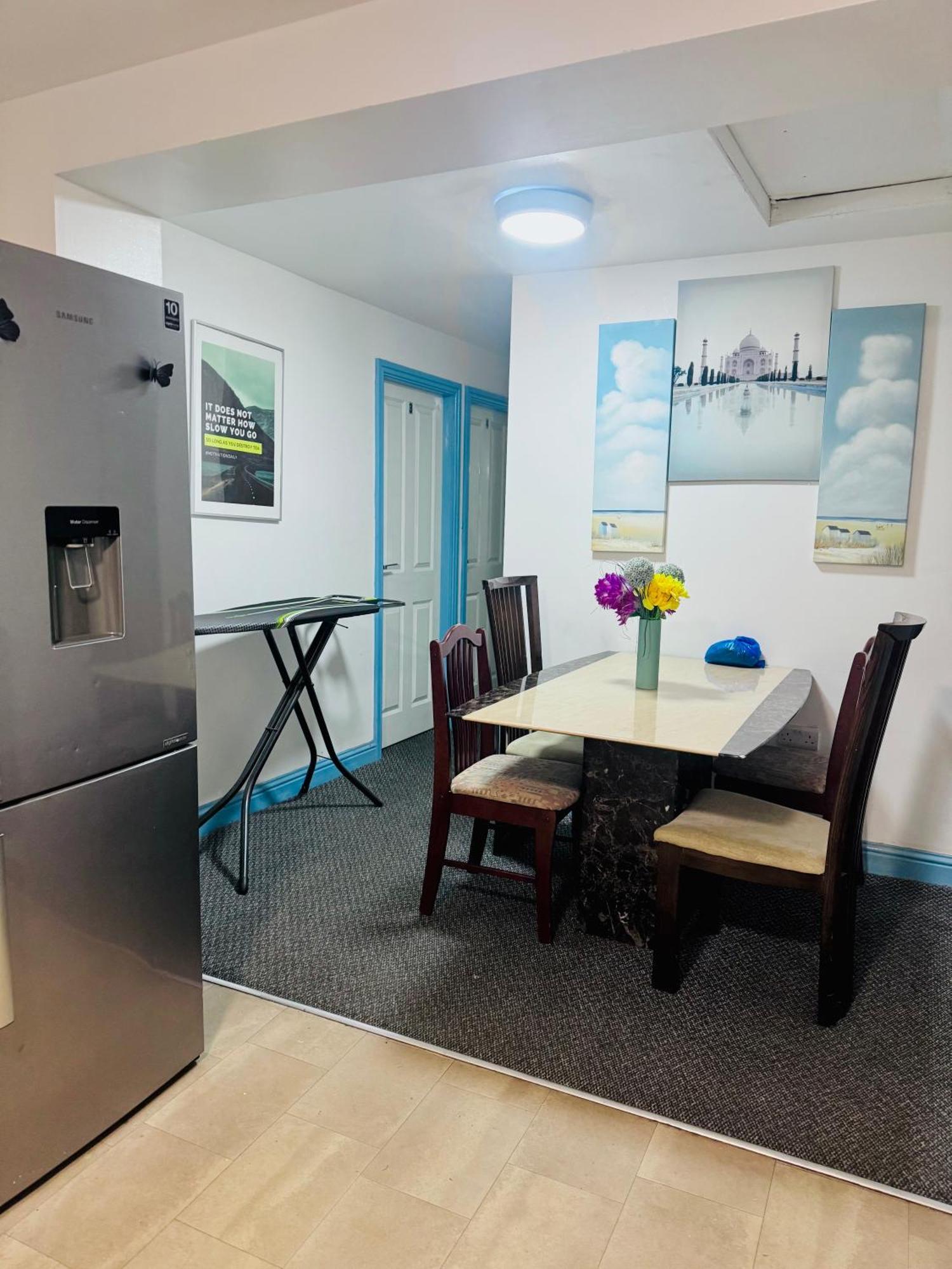 Unique Private Rooms Bolton Ngoại thất bức ảnh