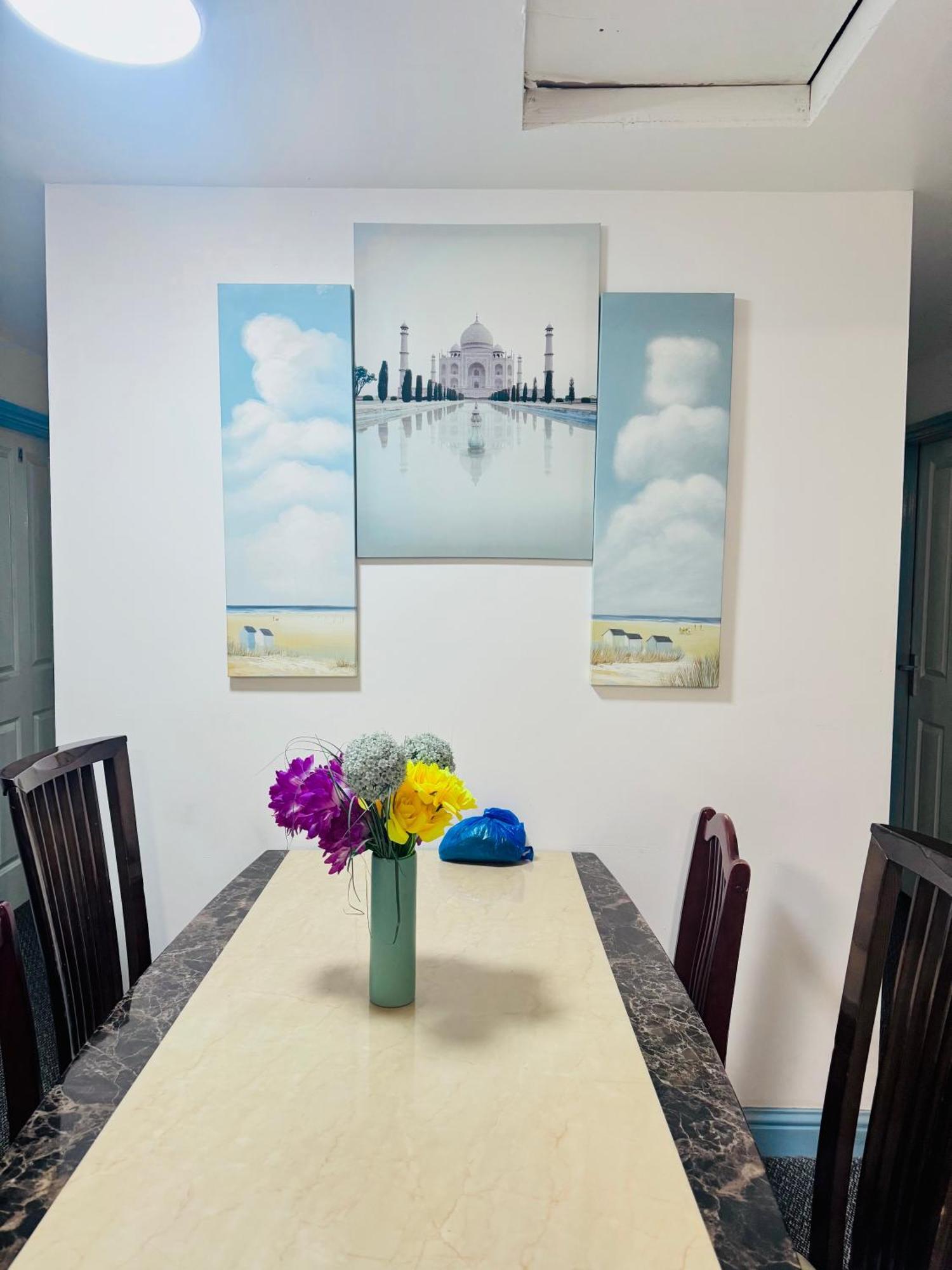 Unique Private Rooms Bolton Ngoại thất bức ảnh