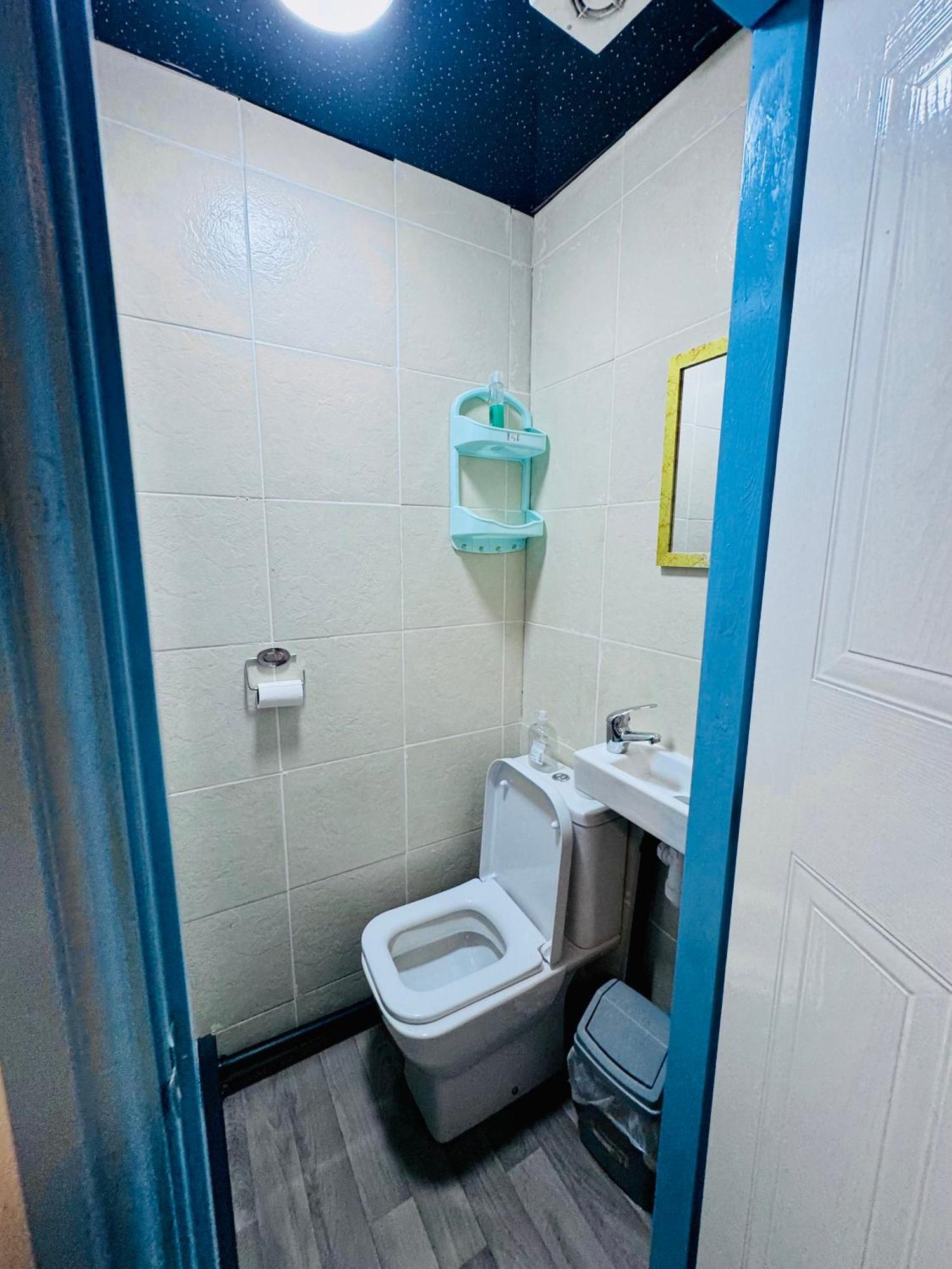 Unique Private Rooms Bolton Ngoại thất bức ảnh